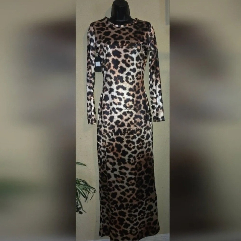 🖤🧡💛Fashion Nova Leopard Print Maxi Dress